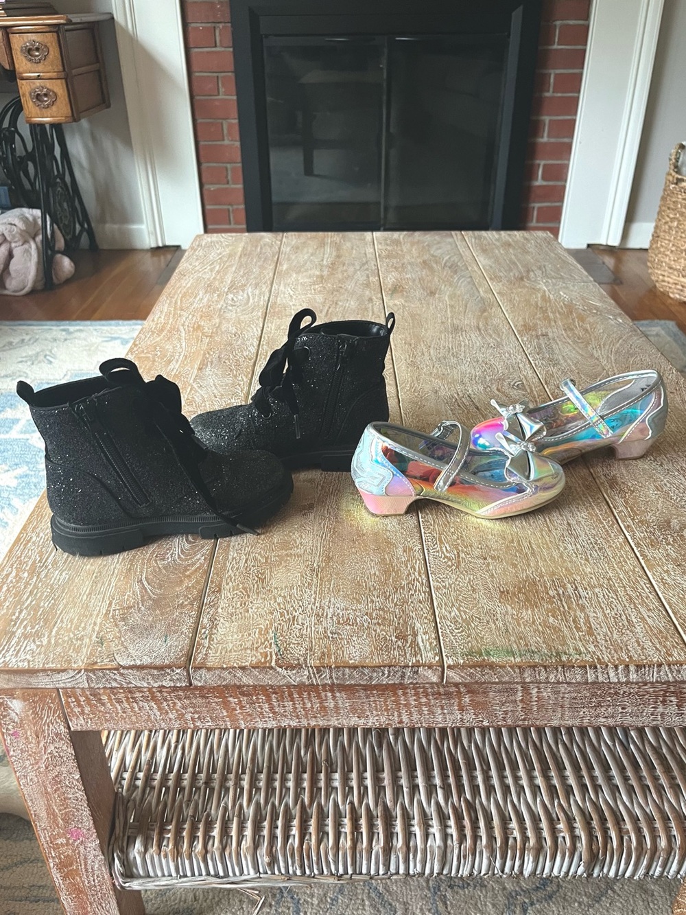 Two Pairs Girls Shoes - Picture 4 of 14